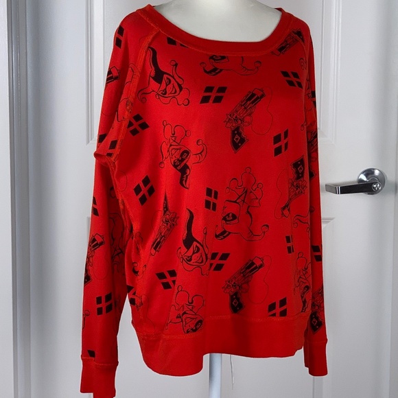 DC Comic Harley Quinn Pullover Sweatshirt Red Black XL Lightweight Reversible - Picture 6 of 8